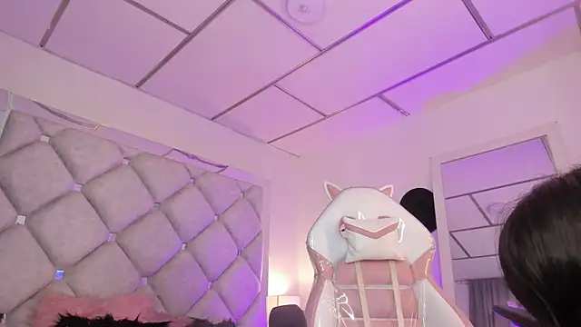 alessiaferry online show from 10-09-25, 05:35
