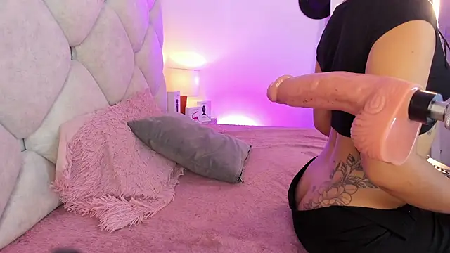 alessiaferry online show from 07-24-26, 01:51