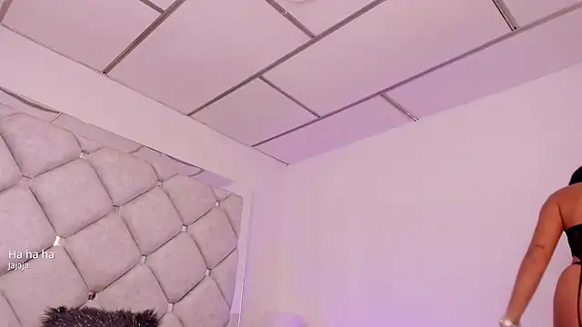 alessiaferry online show from 02-14-25, 12:57