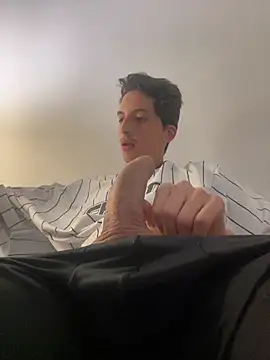 CamiloXx04 online show from 01-16-25, 03:02