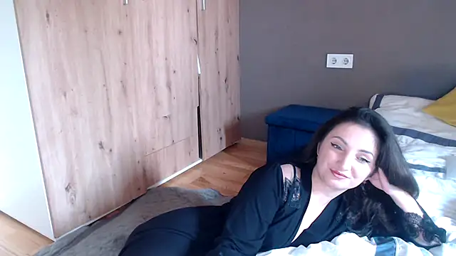 Snapshot of unicka65 chatting on 06-12-26, 11:41 unicka65 online show from 06-12-26, 11:41
