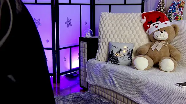 OnlyXandra online show from 12-18-25, 06:51