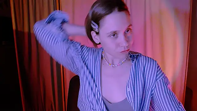 Snapshot of Malinax chatting on 09-23-25, 10:39 Malinax online show from 09-23-25, 10:39
