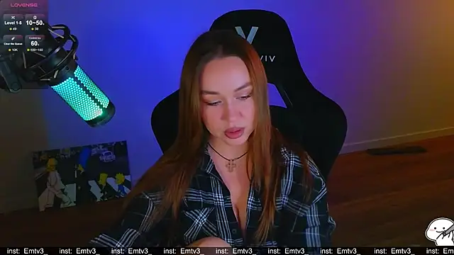 Emili1- online show from 05-18-26, 11:15