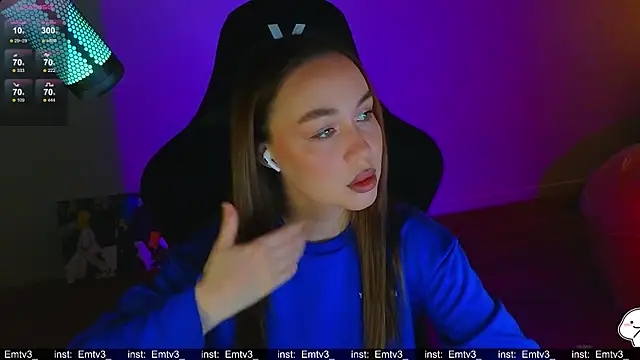 Emili1- online show from 04-09-26, 10:43