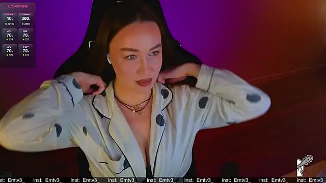 Emili1- online show from 03-18-26, 11:57