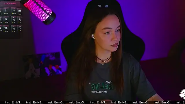 Emili1- online show from 04-03-26, 10:43