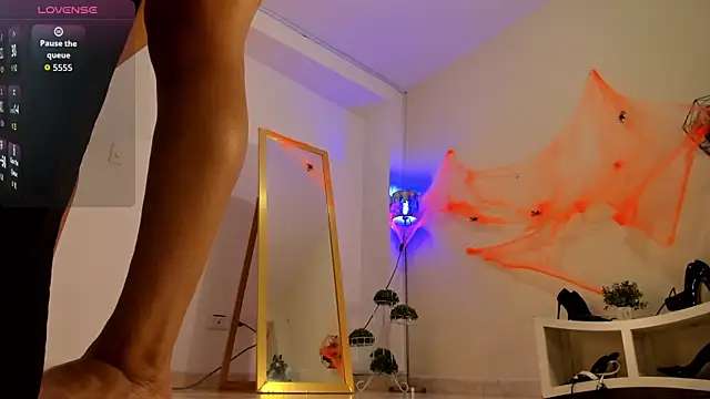 amelyaDreams online show from 10-23-25, 07:23