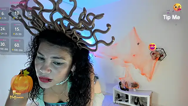 amelyaDreams online show from 10-31-25, 01:30