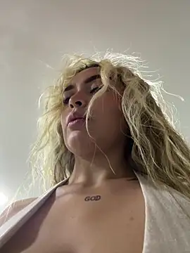 emma oxford online show from 03-12-26, 10:36