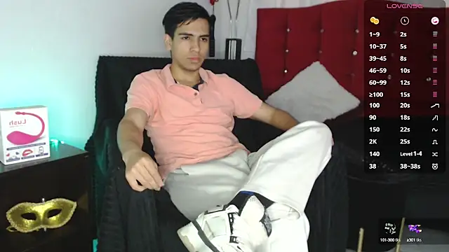 Snapshot of zack_thunder chatting on 09-11-25, 12:27 zack thunder online show from 09-11-25, 12:27