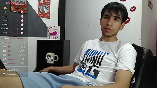Snapshot of zack_thunder chatting on 03-22-25, 06:47 zack thunder online show from 03-22-25, 06:47