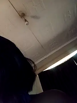 freaky belle online show from 10-18-25, 04:14