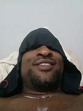 Snapshot of Beto0815 chatting on 06-01-26, 02:34 Beto0815 online show from 06-01-26, 02:34