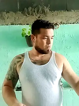 Snapshot of DirtyRcride chatting on 10-02-25, 09:51 DirtyRcride online show from 10-02-25, 09:51