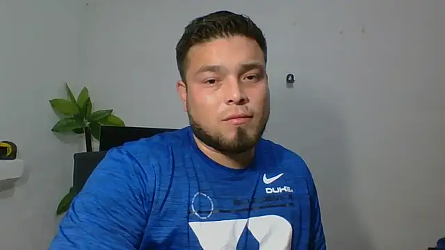 Snapshot of DirtyRcride chatting on 10-27-25, 02:23 DirtyRcride online show from 10-27-25, 02:23