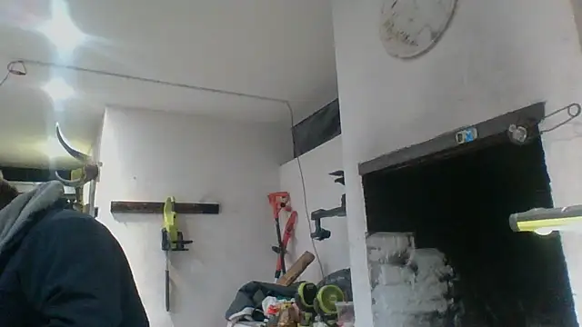 Snapshot of DirtyRcride chatting on 01-10-25, 03:50 DirtyRcride online show from 01-10-25, 03:50