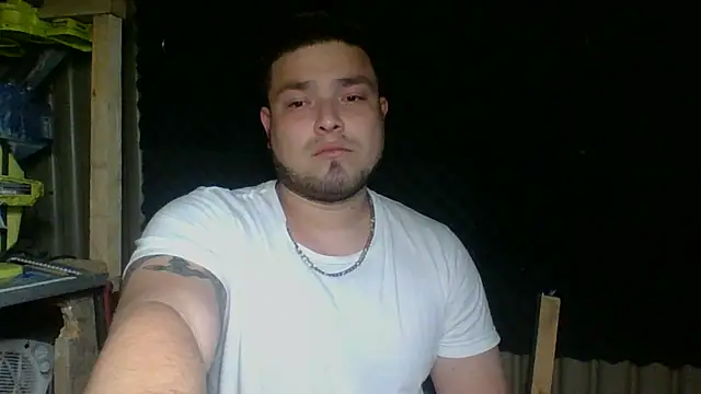 Snapshot of DirtyRcride chatting on 03-03-25, 01:49 DirtyRcride online show from 03-03-25, 01:49