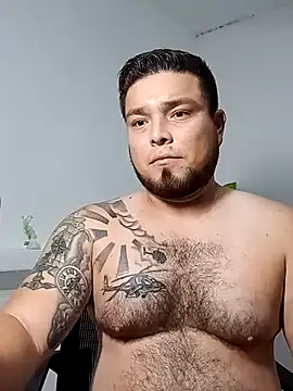 Snapshot of DirtyRcride chatting on 10-01-25, 03:11 DirtyRcride online show from 10-01-25, 03:11