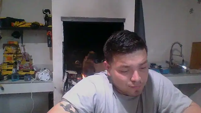 Snapshot of DirtyRcride chatting on 02-10-25, 05:14 DirtyRcride online show from 02-10-25, 05:14