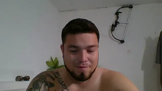 Snapshot of DirtyRcride chatting on 10-28-25, 08:30 DirtyRcride online show from 10-28-25, 08:30