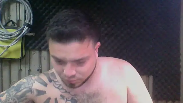 Snapshot of DirtyRcride chatting on 03-19-25, 03:51 DirtyRcride online show from 03-19-25, 03:51