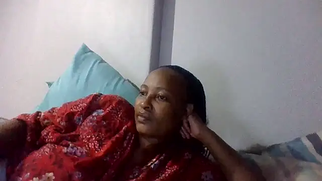 Snapshot of BabeAssXX chatting on 10-12-25, 04:08 BabeAssXX online show from 10-12-25, 04:08