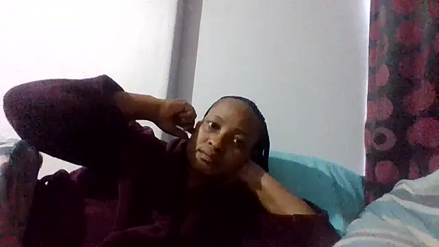 Snapshot of BabeAssXX chatting on 10-12-25, 04:03 BabeAssXX online show from 10-12-25, 04:03