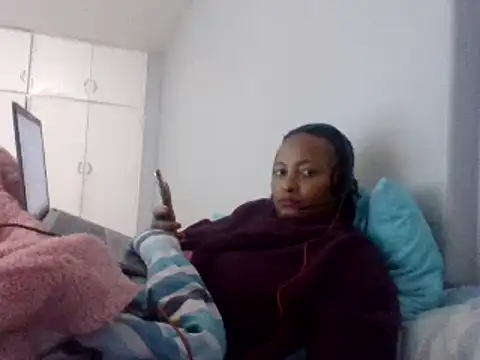 Snapshot of BabeAssXX chatting on 03-19-25, 12:23 BabeAssXX online show from 03-19-25, 12:23