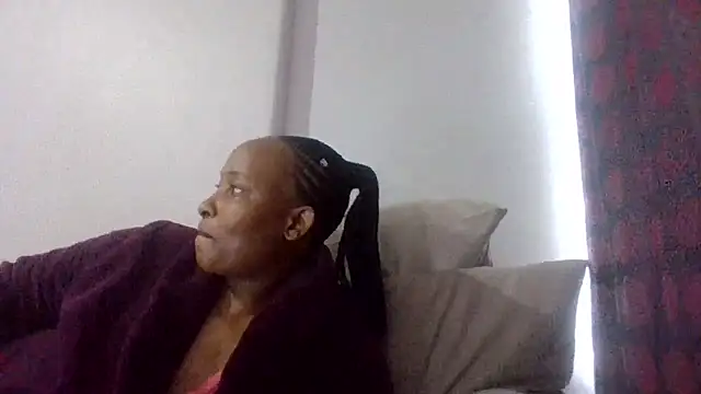 BabeAssXX online show from 10-29-25, 08:02