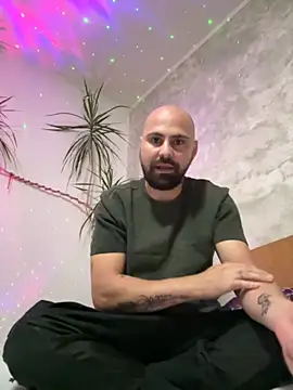 derek1494 online show from 10-02-25, 07:39