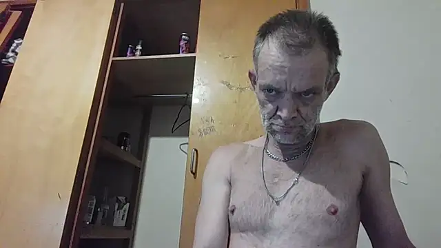 Snapshot of TooFknHorny7676@xh chatting on 06-06-26, 12:32 TooFknHorny7676xh online show from 06-06-26, 12:32