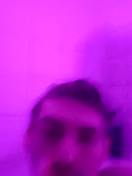 Wesleymodel online show from 01-08-26, 09:54