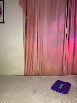 Ari Martin online show from 11-29-25, 04:45