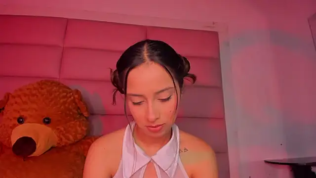 little-Emma online show from 11-12-25, 11:08