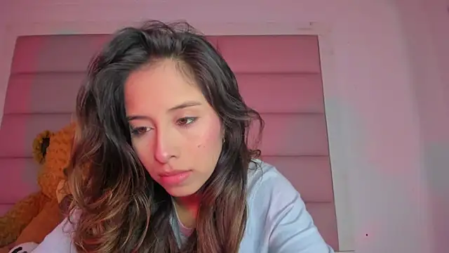 little-Emma online show from 12-14-25, 03:13