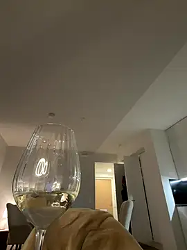 Black Dolll online show from 12-14-25, 06:35