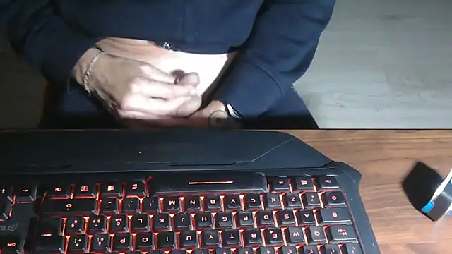 Adri gard online show from 11-16-25, 10:24