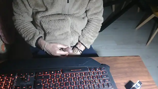 Adri gard online show from 04-03-26, 08:37