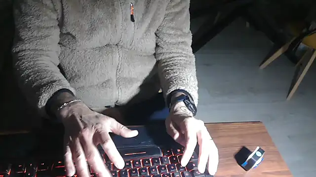 Adri gard online show from 03-15-26, 09:22