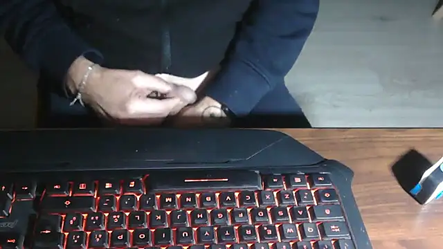 Adri gard online show from 11-18-25, 09:29