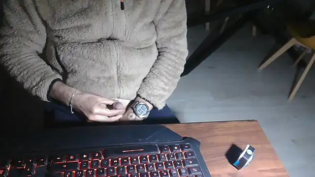 Adri gard online show from 03-29-26, 08:32