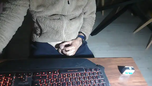 Adri gard online show from 04-14-26, 08:36