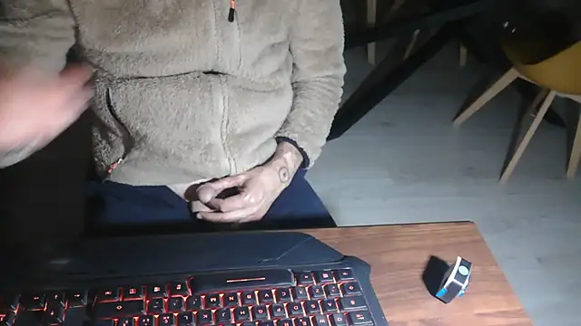 Adri gard online show from 03-26-26, 09:35