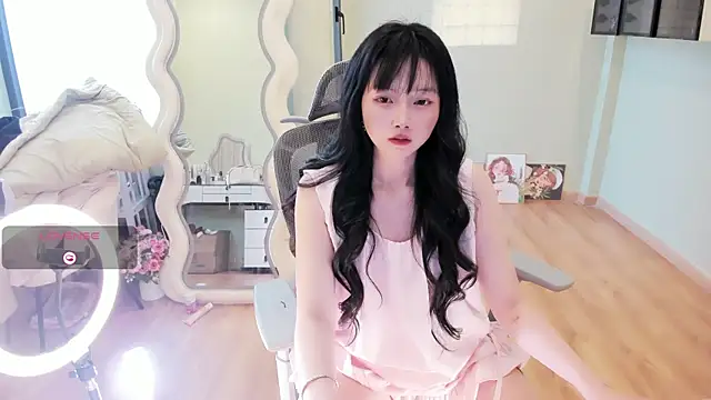 Nery Asian online show from 04-09-26, 05:42