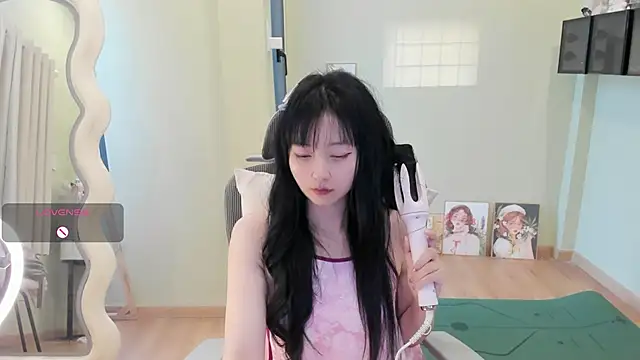 Nery Asian online show from 04-11-26, 08:18