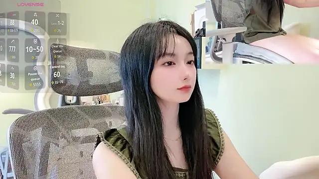 Snapshot of Nery_Asian chatting on 02-09-26, 06:11 Nery Asian online show from 02-09-26, 06:11