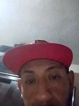 Snapshot of pineda1689 chatting on 10-18-25, 05:31 pineda1689 online show from 10-18-25, 05:31