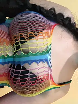 Evelyn Moon online show from 10-25-25, 04:07