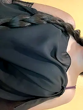 Evelyn Moon online show from 10-19-25, 11:51